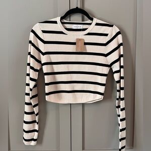 NWT vestique striped crop top